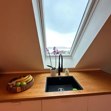Floor In With Stunning View 公寓